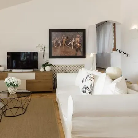 Luxury For 6 Bedrooms * بورتو كيرفو