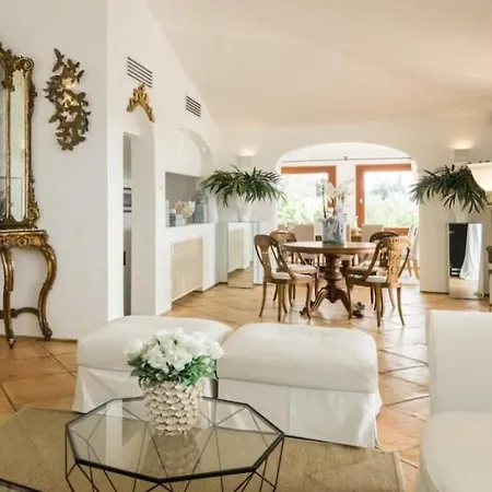 Luxury For 6 Bedrooms *